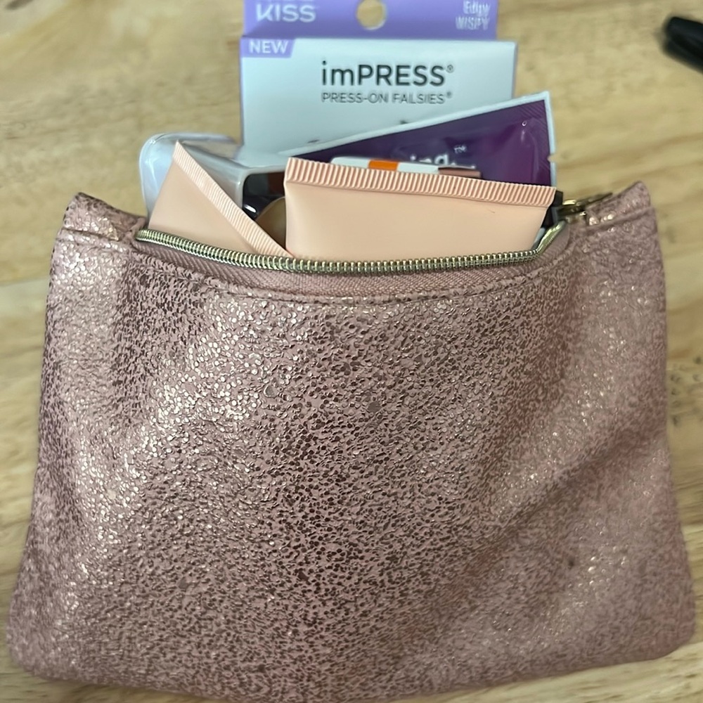 “Mystery” makeup/skincare /hair care bag